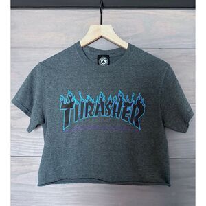 Thrasher Crop T shirt tee Size Small‎